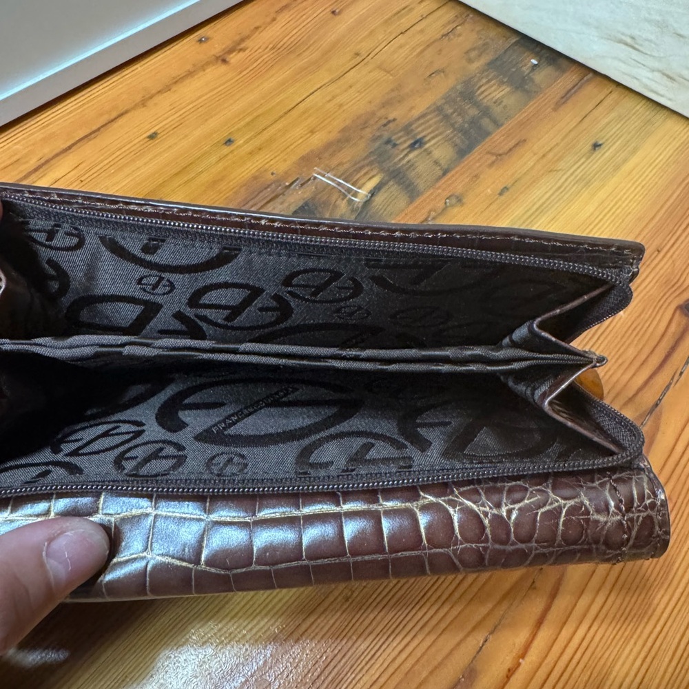 Vintage Francesco biasa Brown and gold Croc-Embossed Leather - Picture 6 of 15
